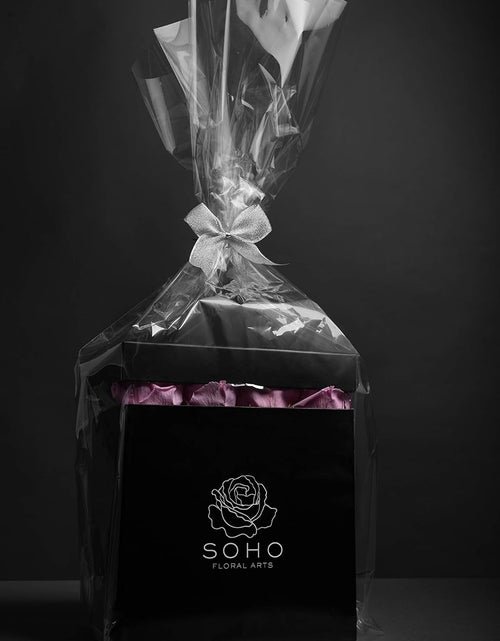 Load image into Gallery viewer, | Roses in a Box | Real Roses Last a Year or More (White Square 4Ct, Radiant Pink)
